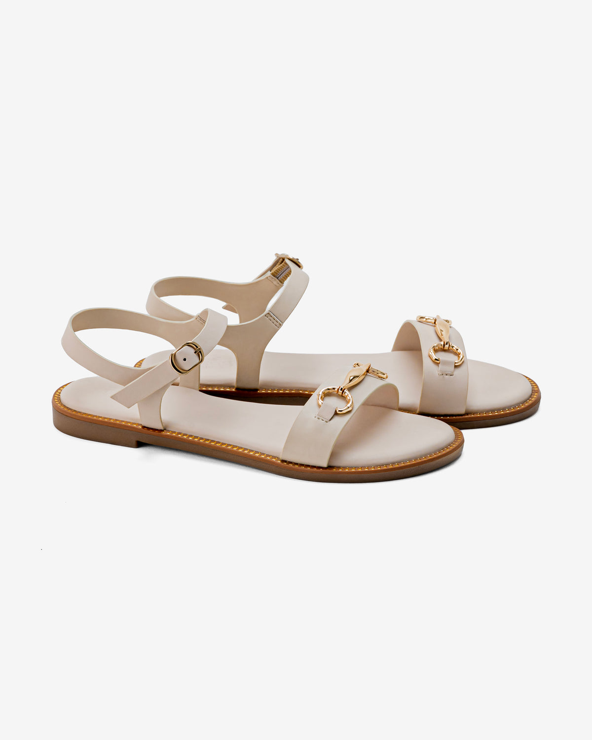 Avery Sandal