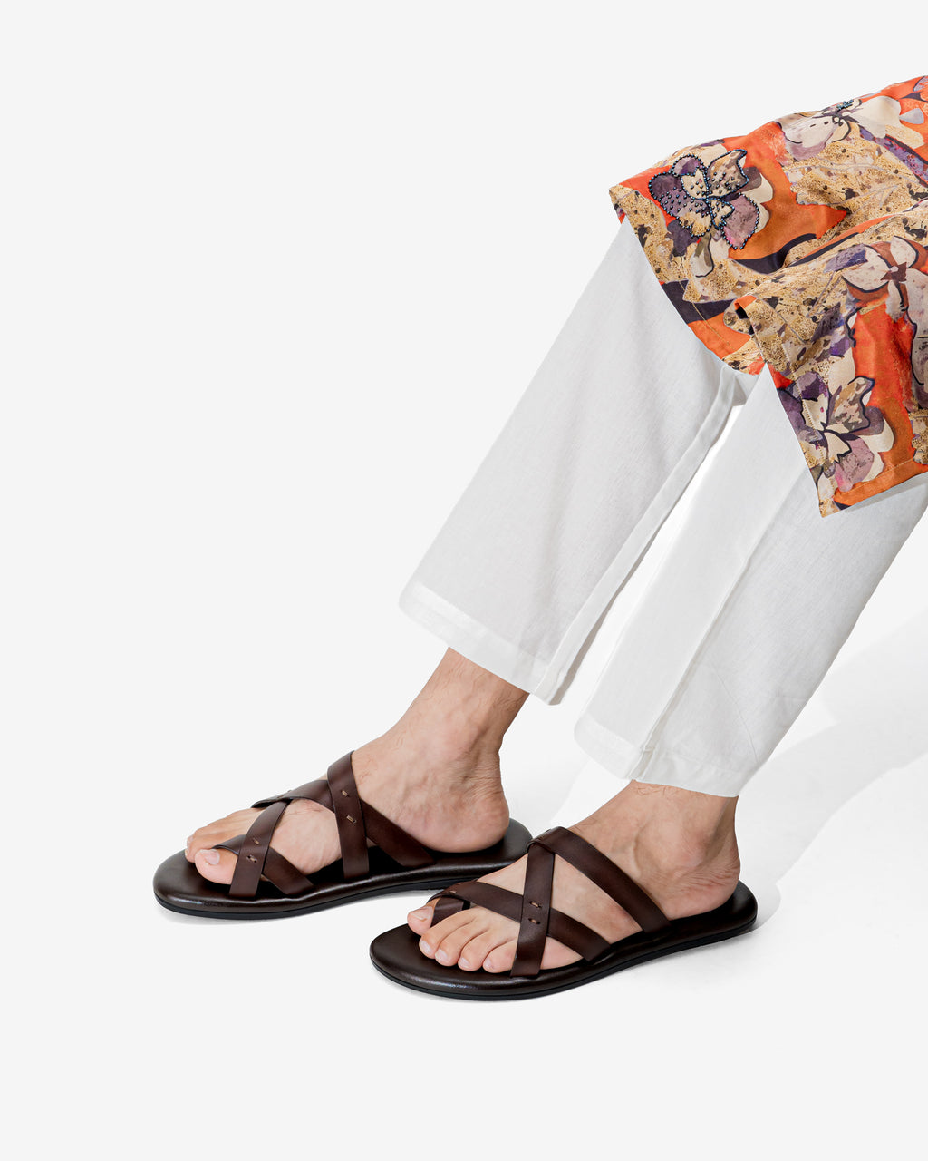 Akaar Sandal