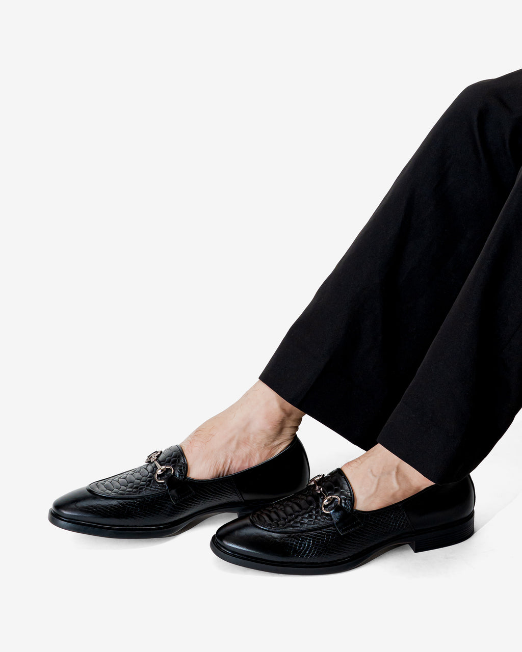 Croc Buckle Black